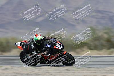 media/Oct-02-2025-Racers Edge (Thu) [[2c91cb6ab3]]/3-B Group/Session 5-Turn 3 Inside Pans (2pm)/